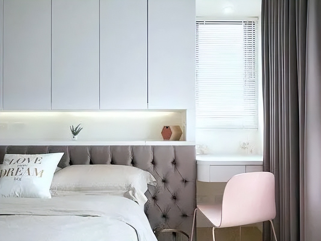 没办法放床头柜的10种方法,床头柜里怎么收纳最合理