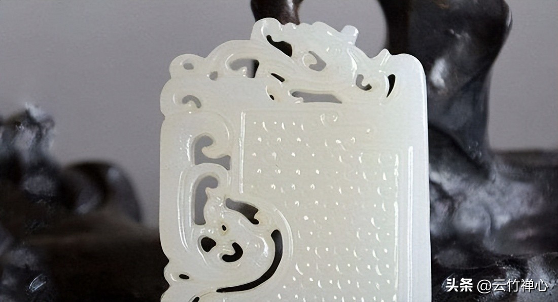 阿富汗玉是什么样的玉,阿富汗白玉是翡翠吗