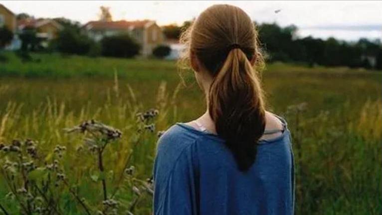 想要得到女生的芳心就得舍得花钱,想要得到一个女人的心靠什么