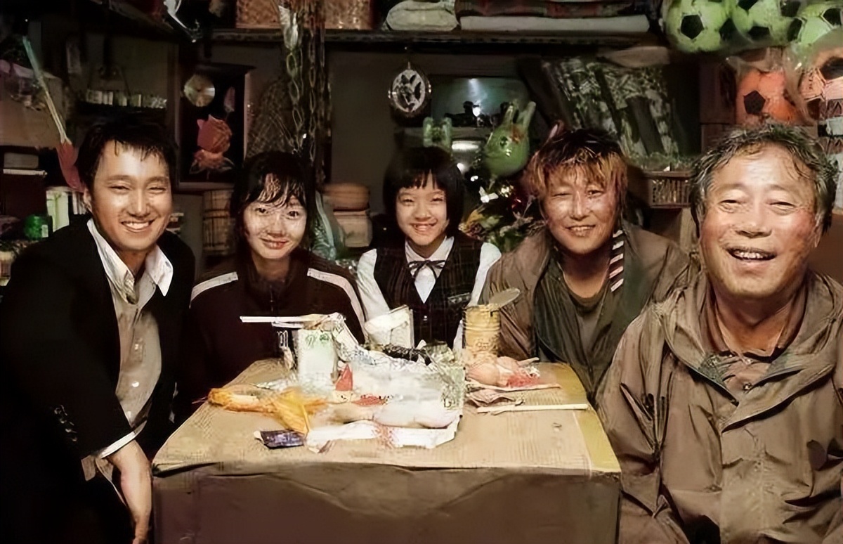 为什么很多人认为韩国是发达国家,为什么韩国人能富裕