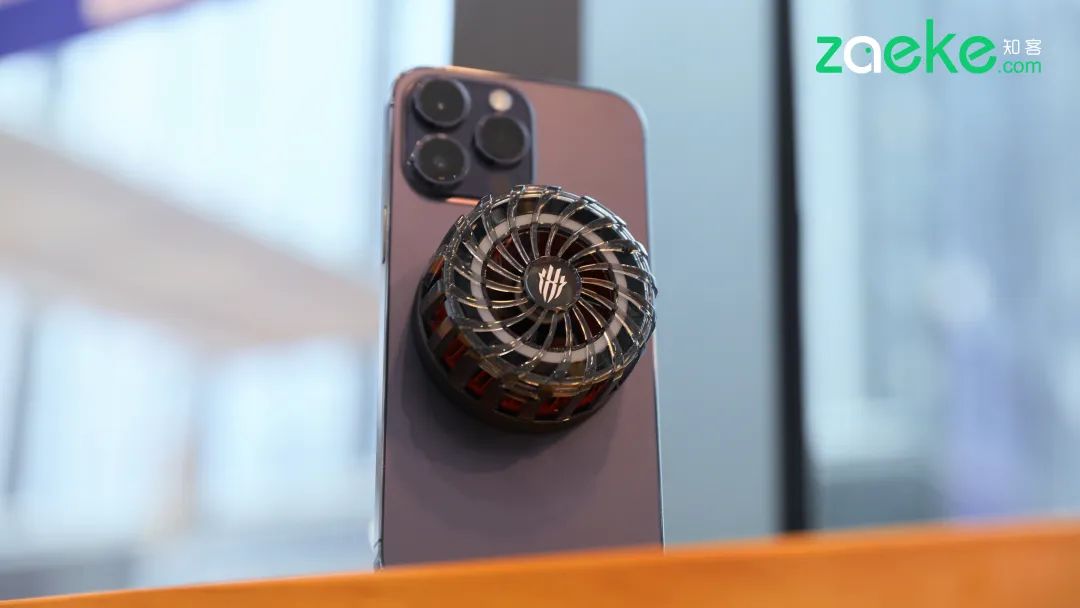 红魔磁吸散热器4和4pro区别,磁吸散热器红魔4和4pro区别