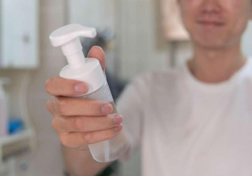 夫妻完事后，可以用纸巾擦擦吗？医生提醒：这种做法可使不得