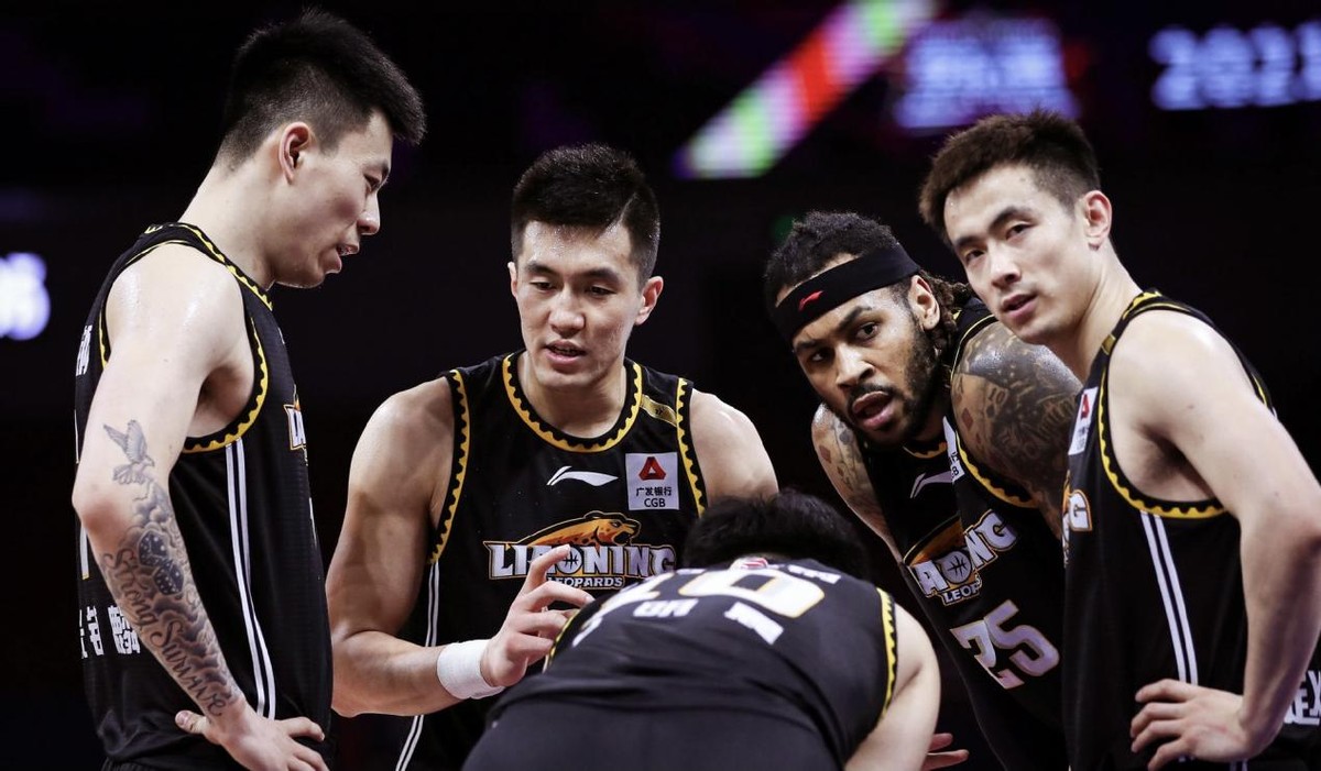 篮球痴汉,郭艾伦痴迷南斯拉夫步