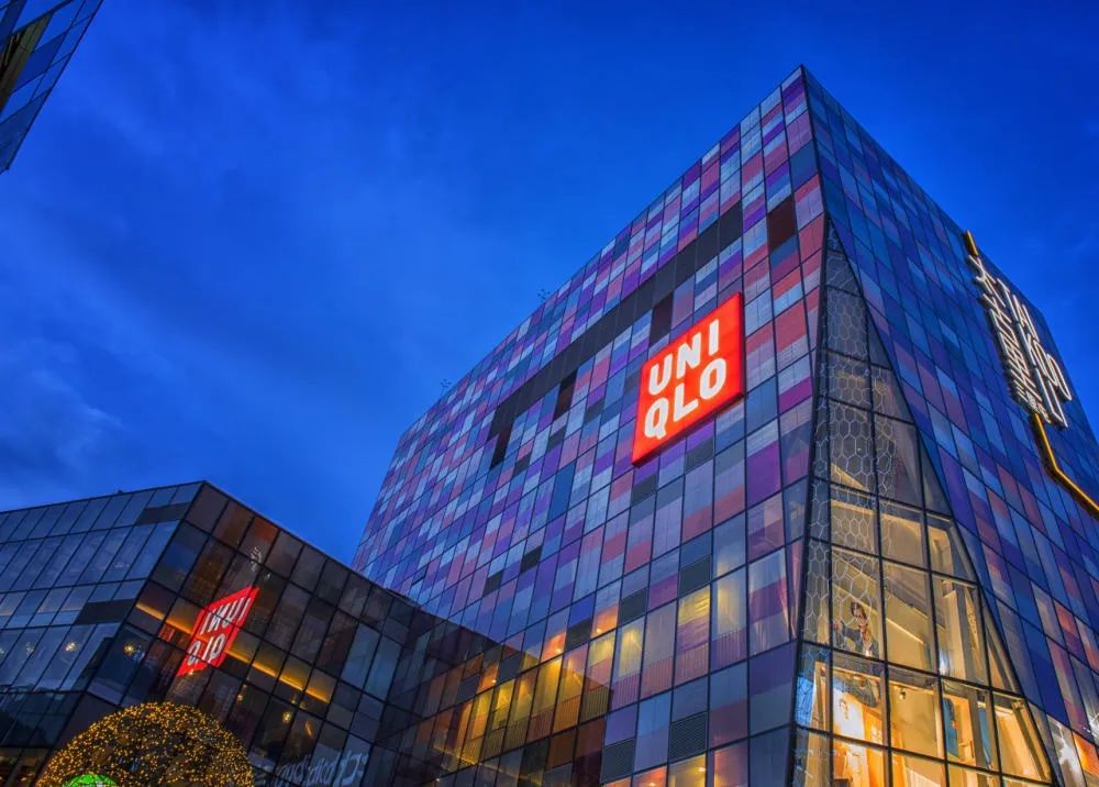 小时候穿的鞋服品牌,现在过得怎样了