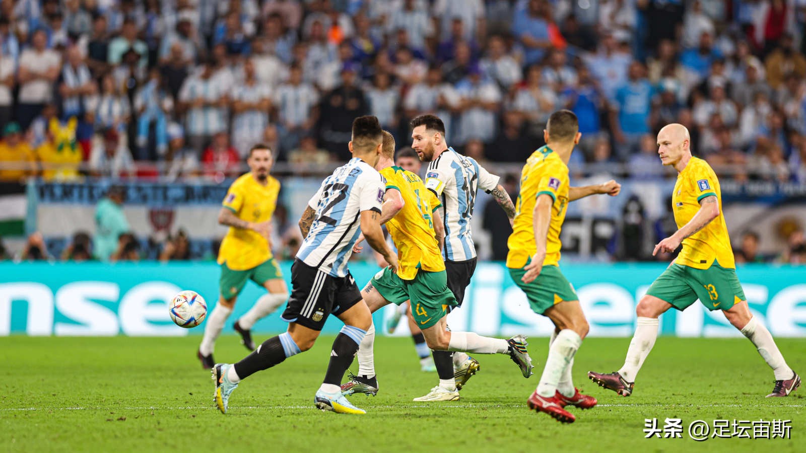 梅西夺世界杯冠军c罗反应,世界杯梅西和c罗巅峰对决