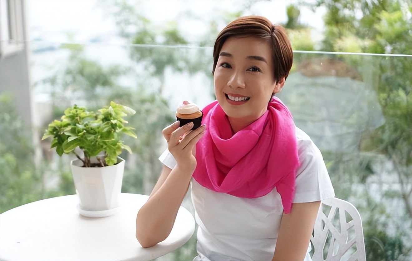 百年润发江美仪广告,女星江美仪