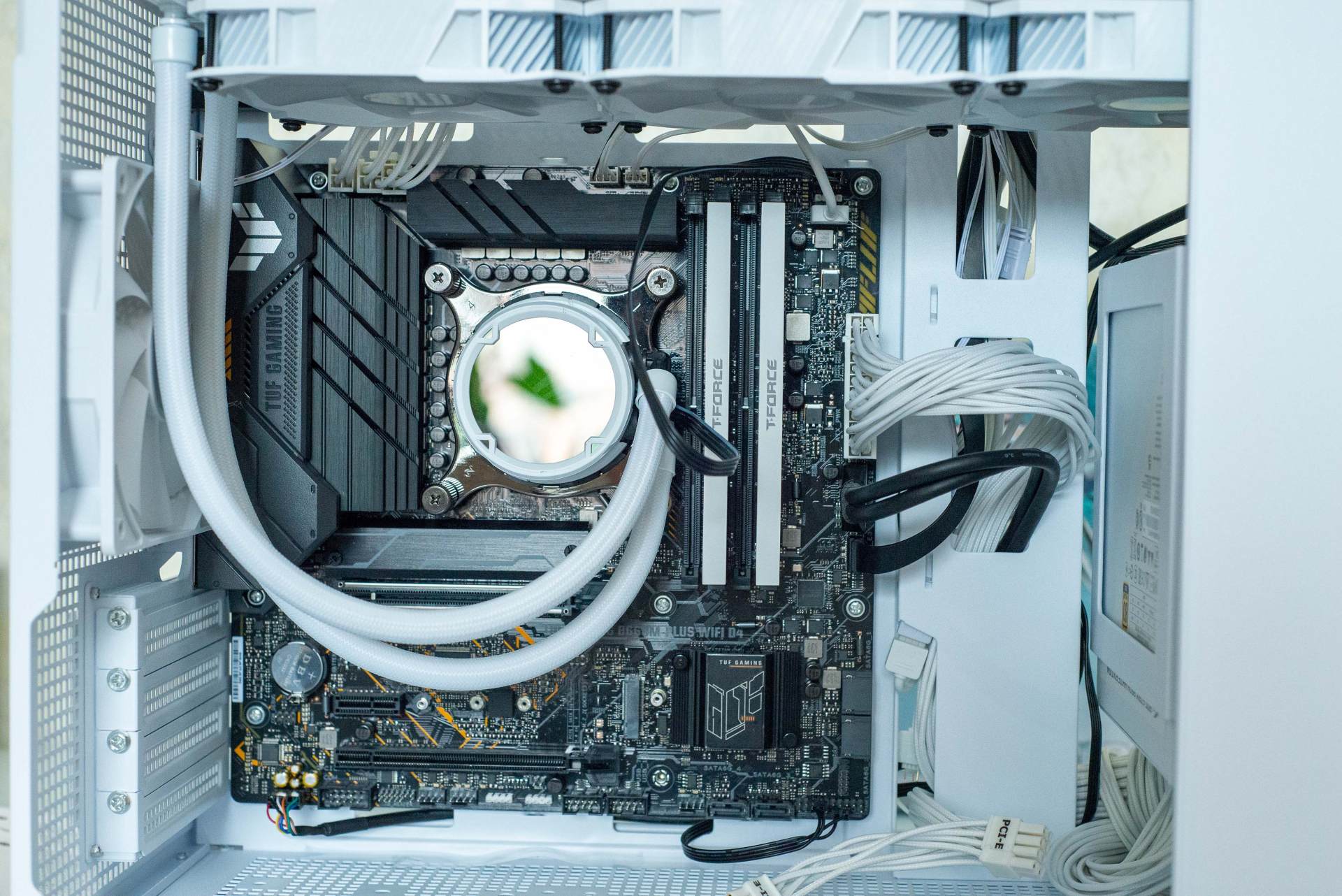 华硕ap201冰立方240水冷,华硕冰立方ap201支持多大的机箱