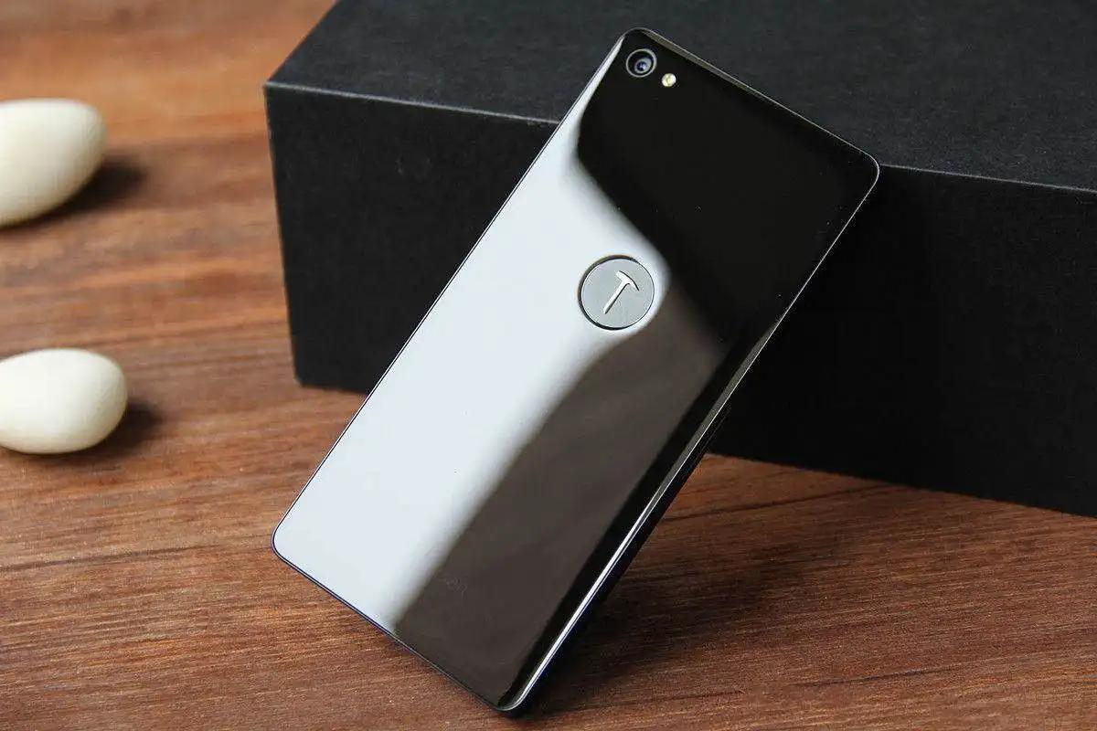 锤子手机辛酸发展史,锤子手机后来怎么样了