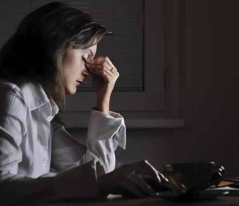 过度沉迷无法自拔怎么办,沉迷于婚后生活