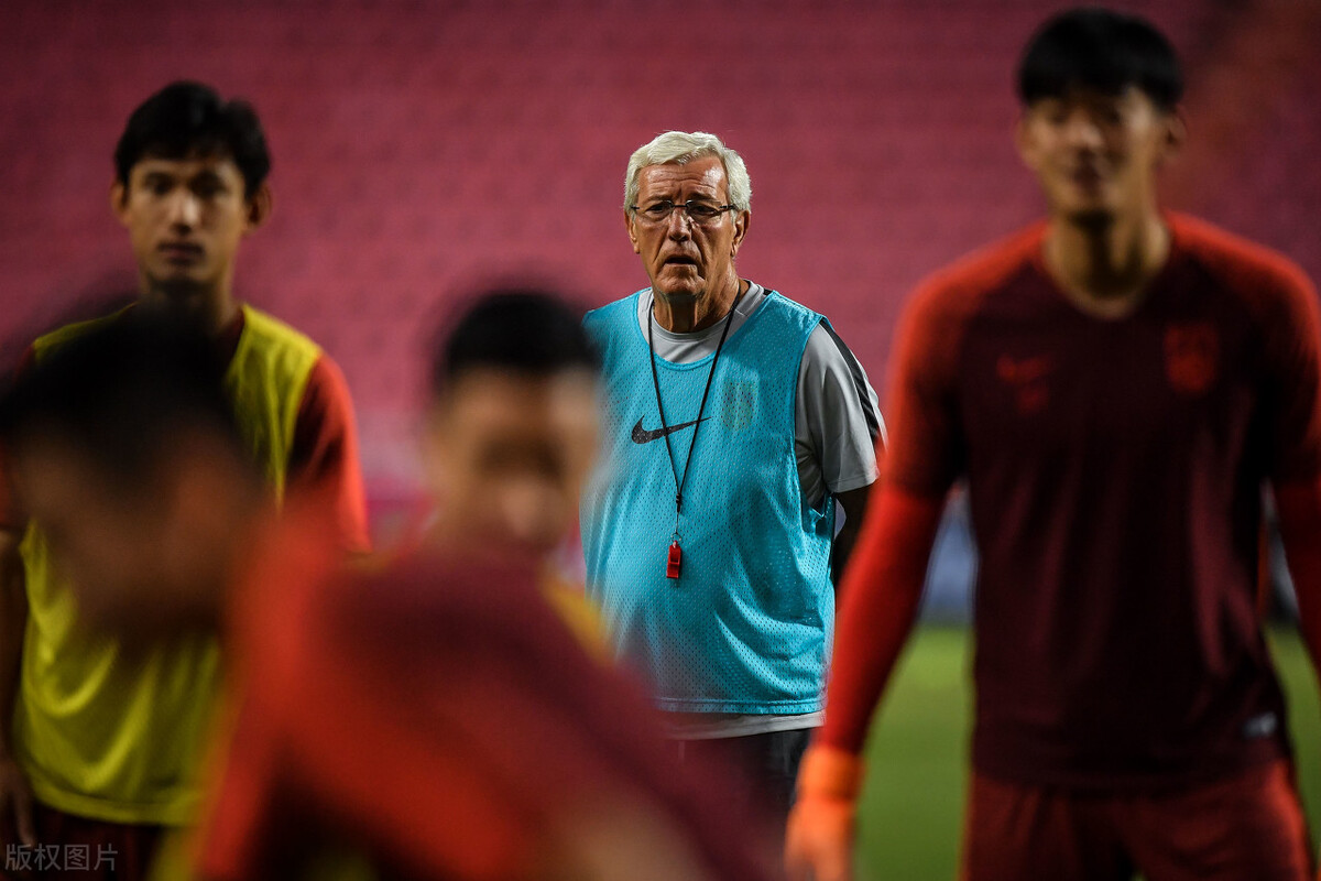 足球新政或助中国足球步入正轨,限薪一千万能提高中国足球水平吗