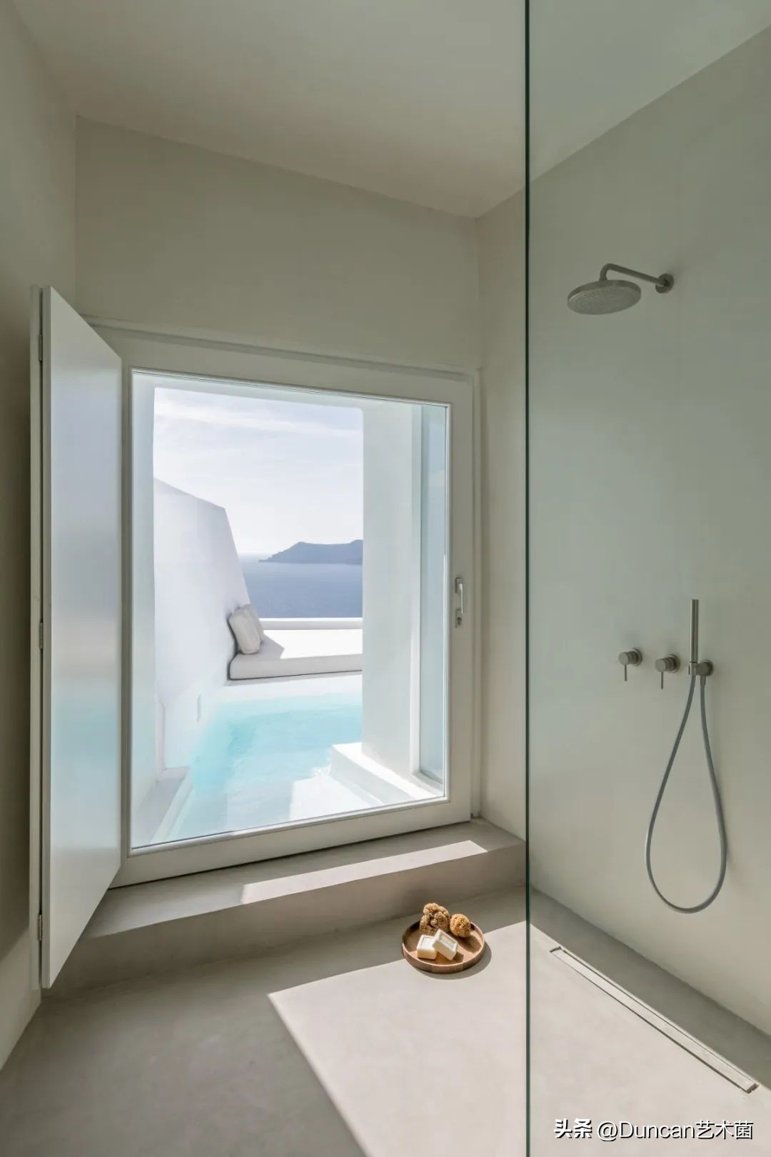 希腊KapsimalisArchitects①打造蓝白极简主义的童话世界！