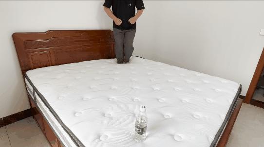 挑了一年的畅销床垫,我最后到底买了啥?竟被邻居猛夸没买错