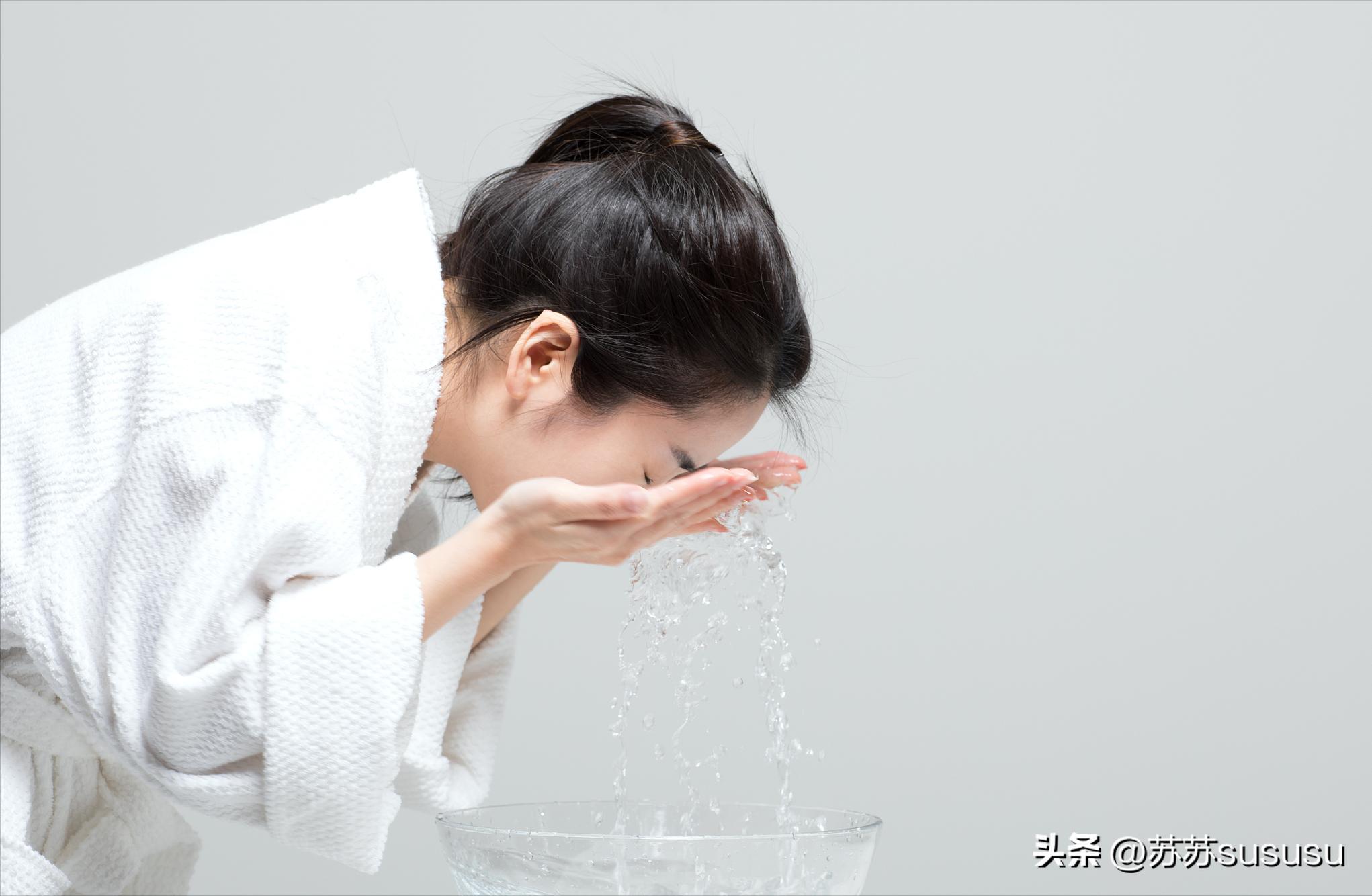 保湿精华液的作用是什么,精华液为什么最好用