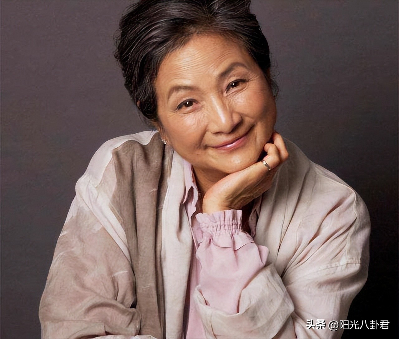 12位港星豪宅,定居内地的10位过气港星