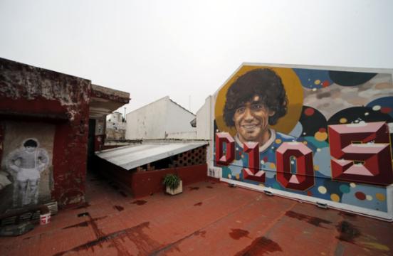 球王马拉多纳历任女友,球王马拉多纳的一生