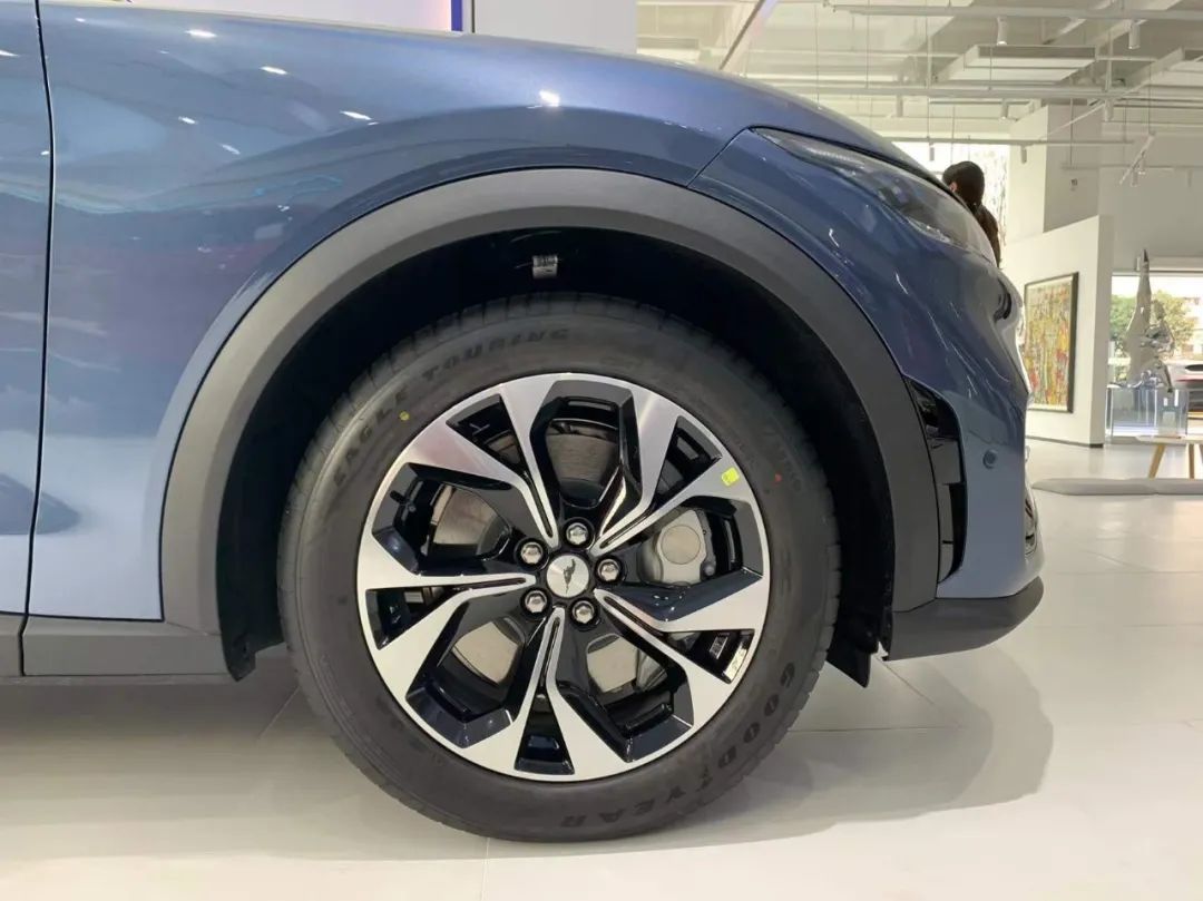 mustangmach-e电动suv怎么样,福特mustangmach-e沉浸体验