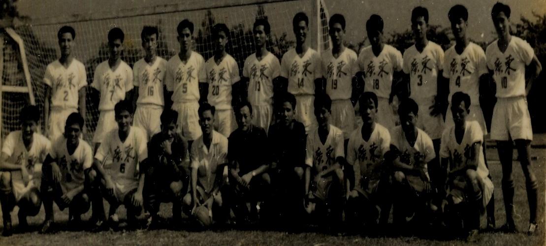 足球教练邓锡权简历,邓锡侯死亡原因