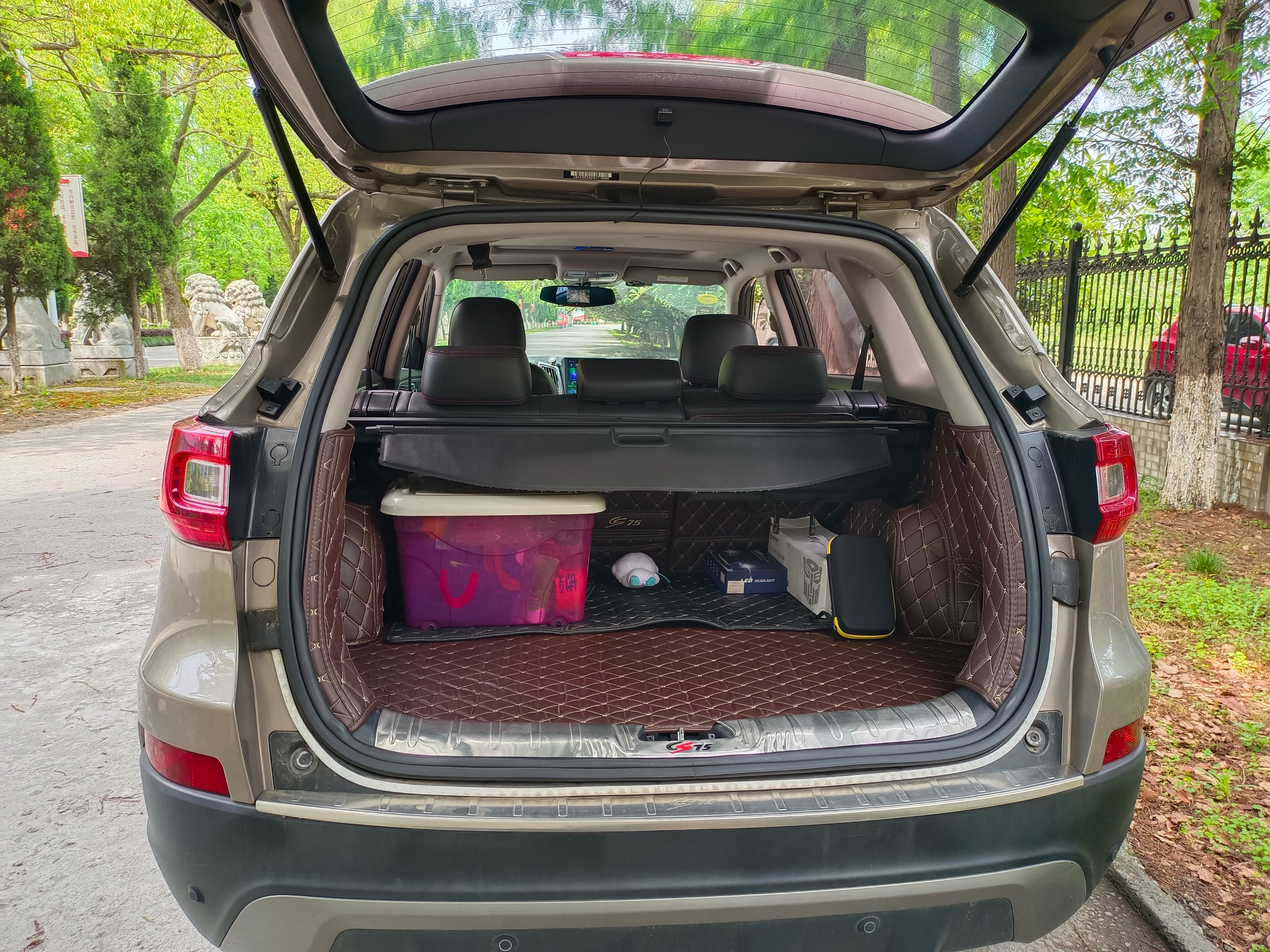 18款长安cs75怎么样优缺点,2017款1.5t长安cs75配置讲解