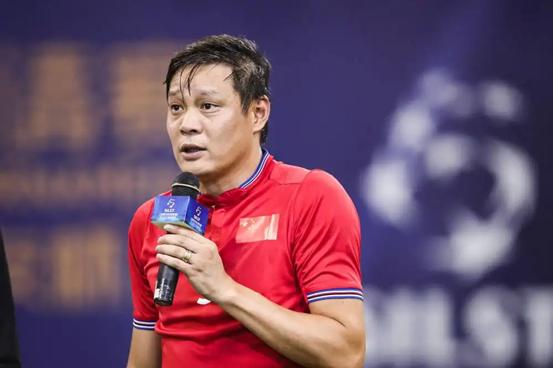 前国脚吐槽男足,前国脚被媒体人抨击