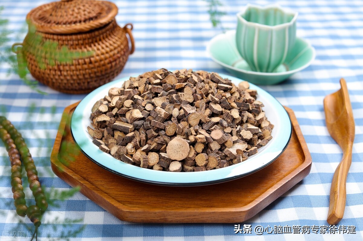 脑梗致头晕、头痛两年，吃中药调理后，头晕等症状大大减轻至消失