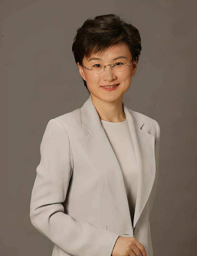 董倩滚出,董倩在央视主持过什么节目