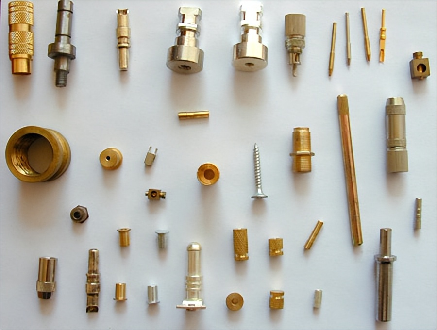 实体店装修和网购装修哪个便宜,新房装修购买的东西