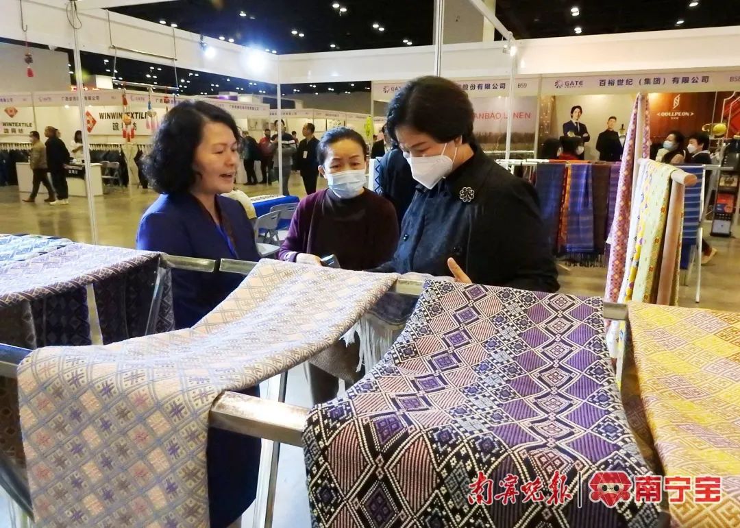 民族服装壮族山歌,高档广西壮族服饰