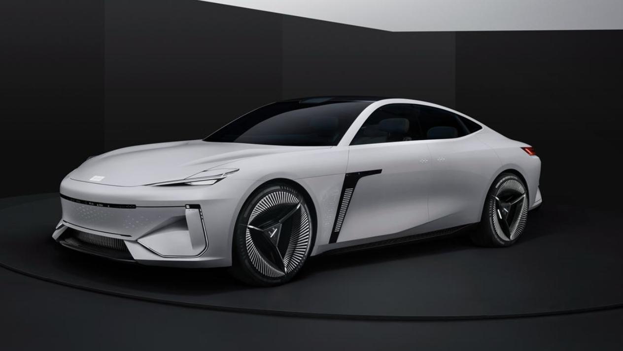 吉利银河l7全新suv黑科技,吉利银河l7全新suv悬浮顶