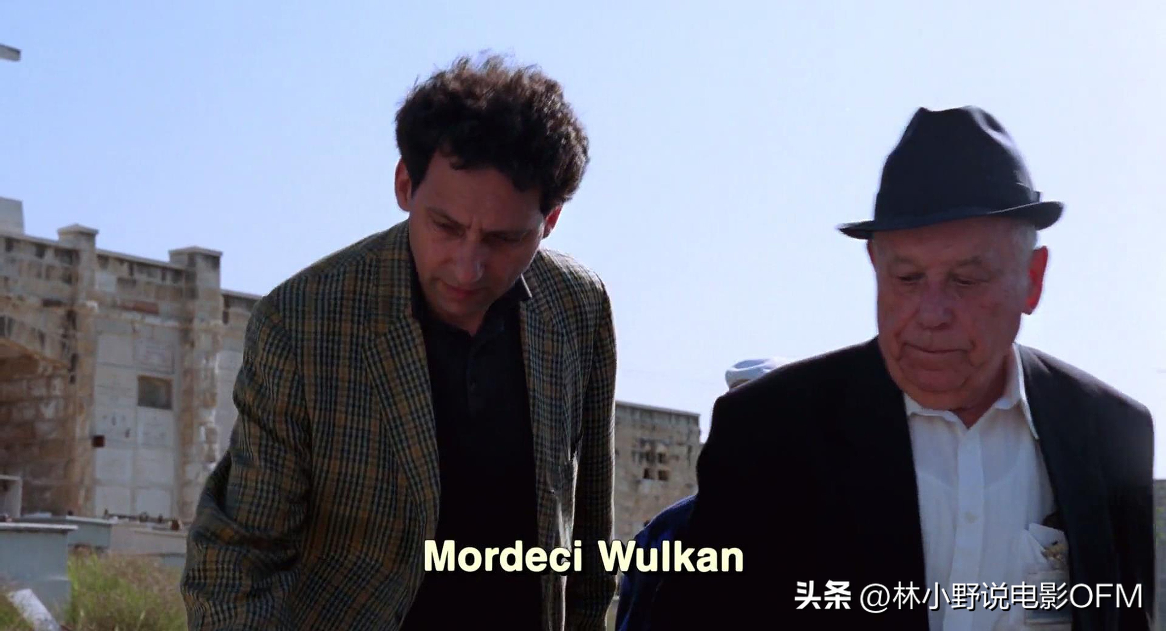 辛德勒的名单开头插曲,辛德勒的名单结尾放石头