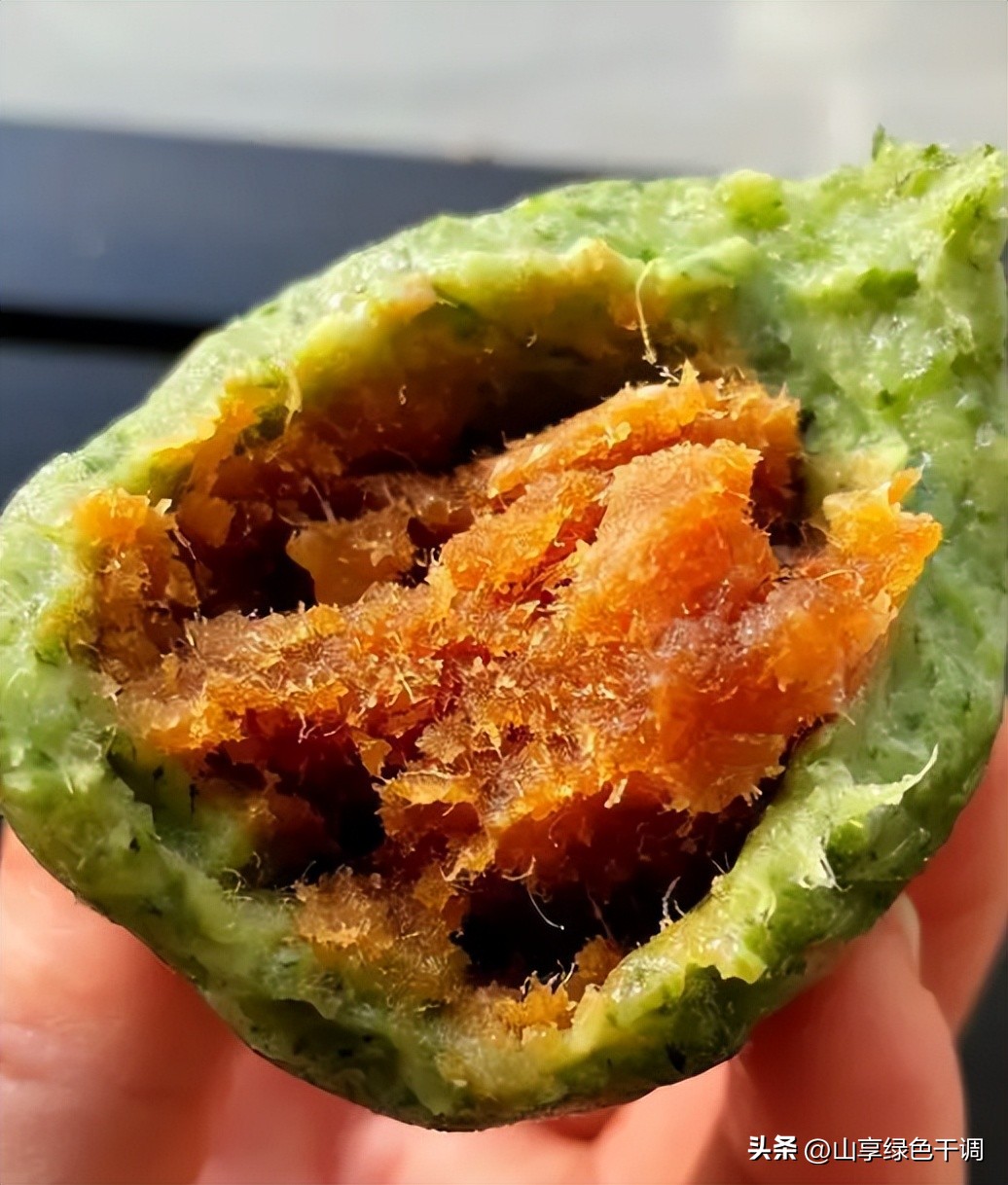 河南一家人去南京旅游，点了四道菜，看见价格：这是南京物价？