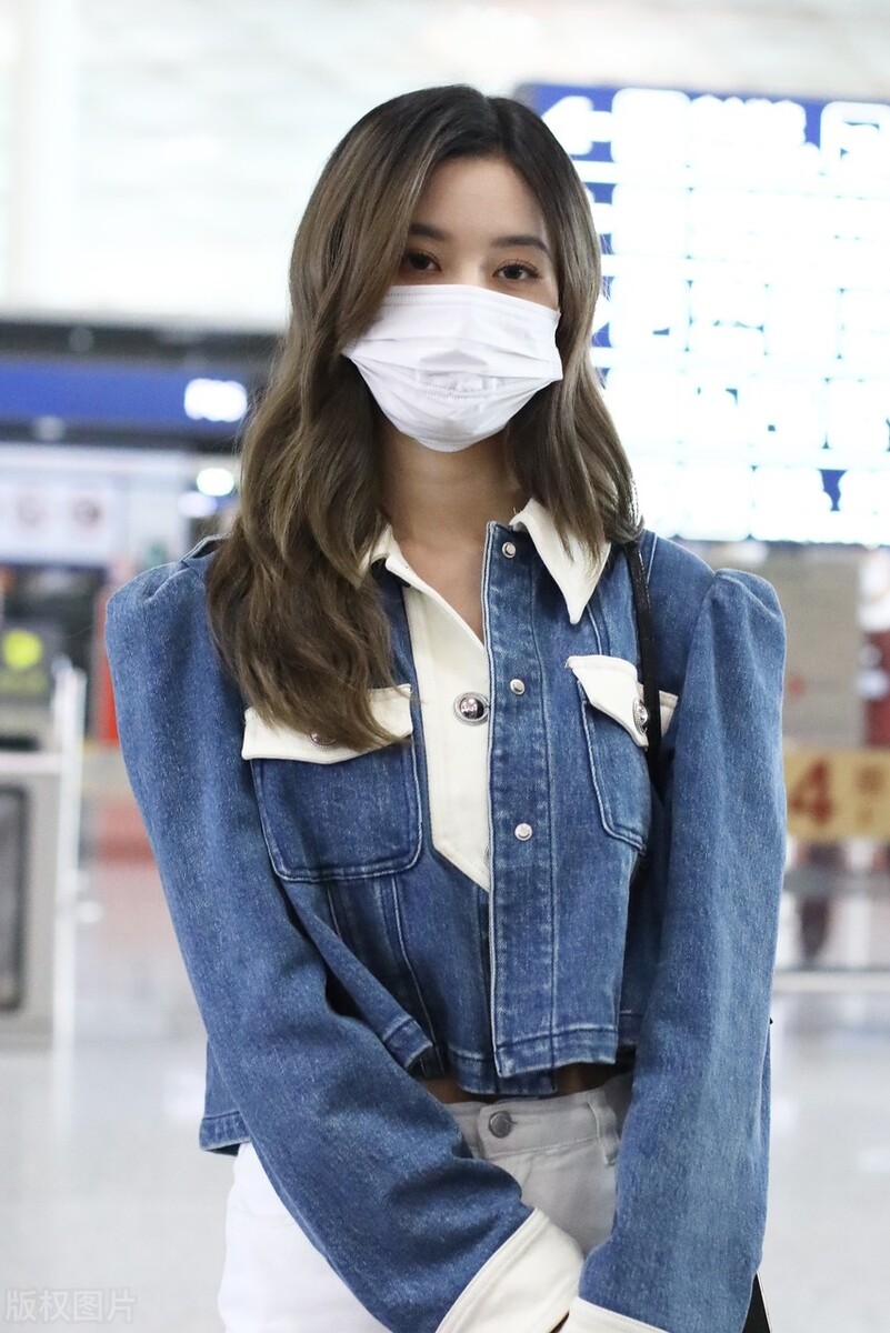 徐艺洋牛仔套装搭配,徐艺洋紧身牛仔裤穿搭