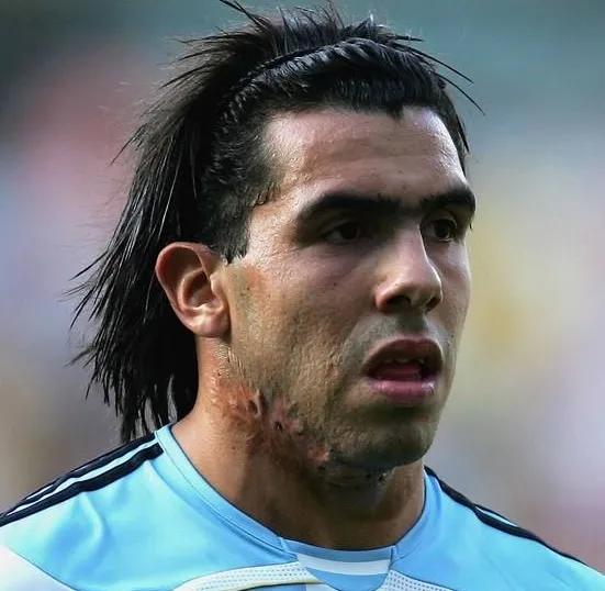 盘点足坛五大“大反派”巨星：长得吓人踢得野蛮，做队友最舒服