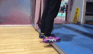 立定跳远专项辅助练习居家,居家立定跳远训练方法