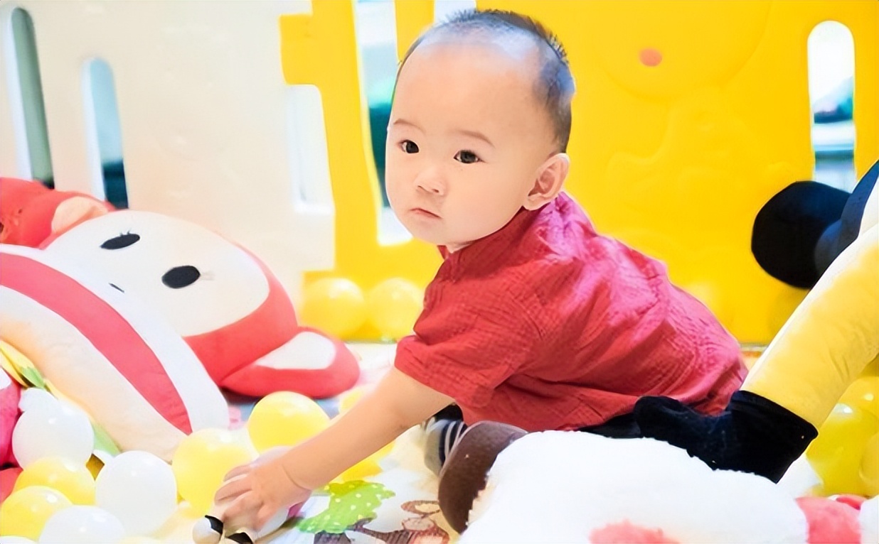 四岁宝宝有必要喝配方奶吗,四岁孩子喝配方奶好还是儿童奶好