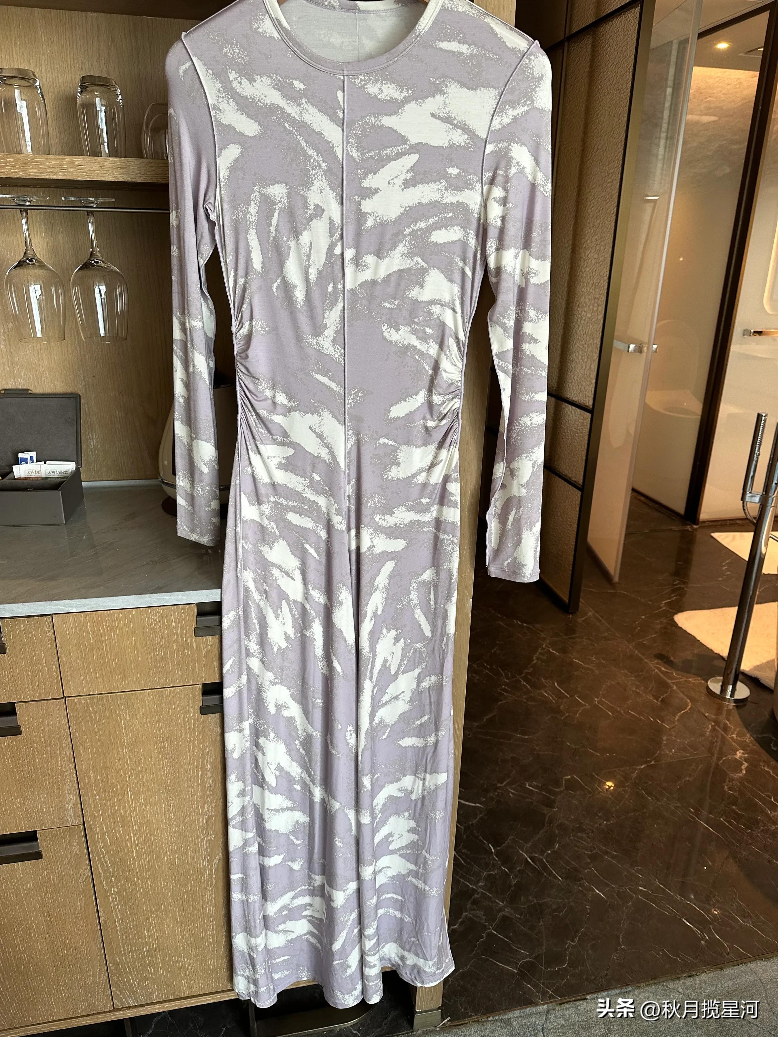 女儿出嫁妈妈穿什么衣服好看,女儿说妈妈穿好看句子