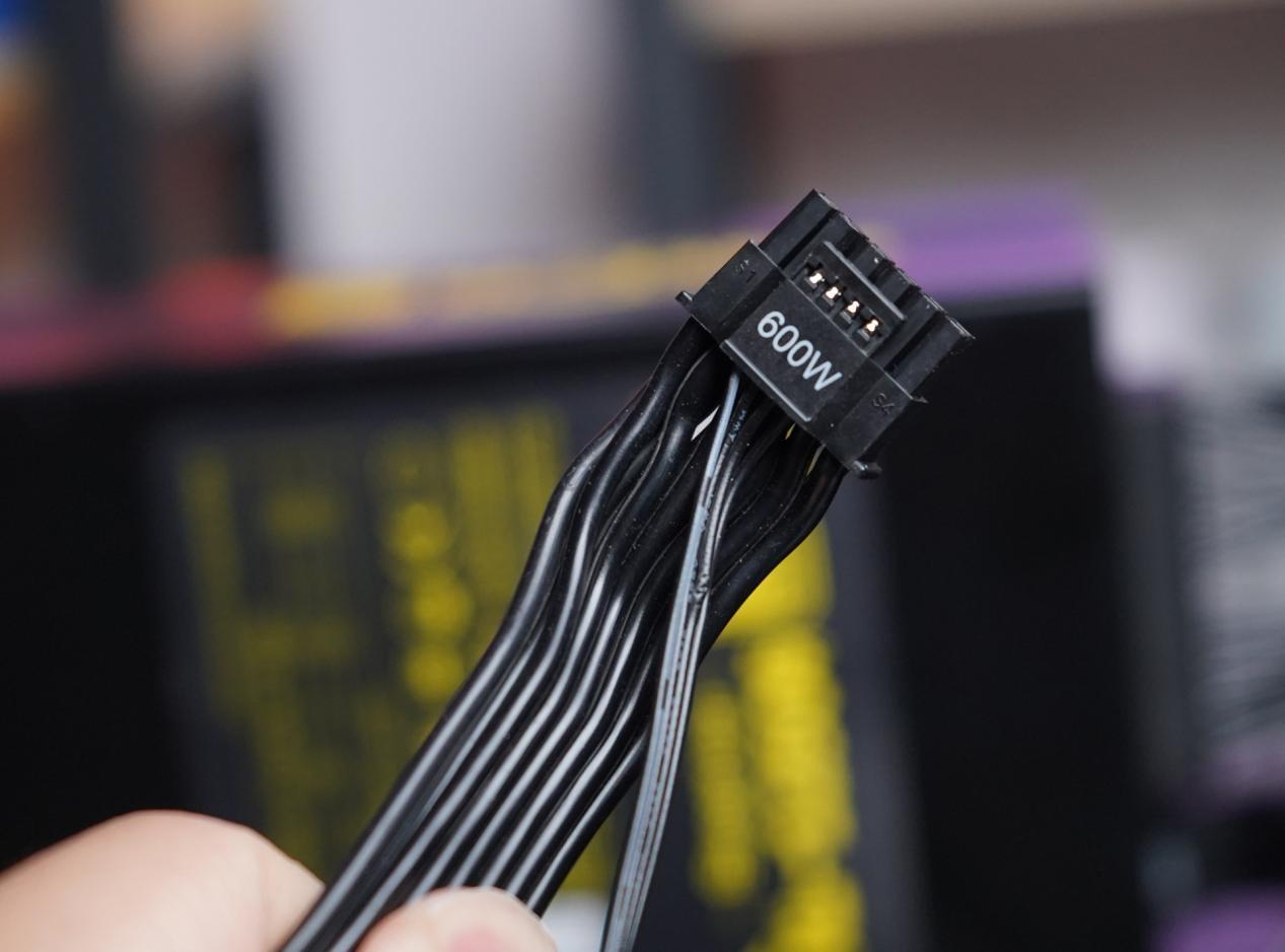 影驰rtx4060金属大师oc测评,影驰显卡rtx3060ti骁将