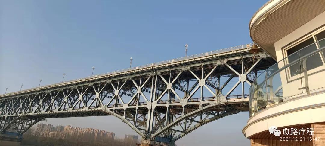 生活散记｜陪老父坐游轮指点无为人的江山：大江两岸都有我的房子