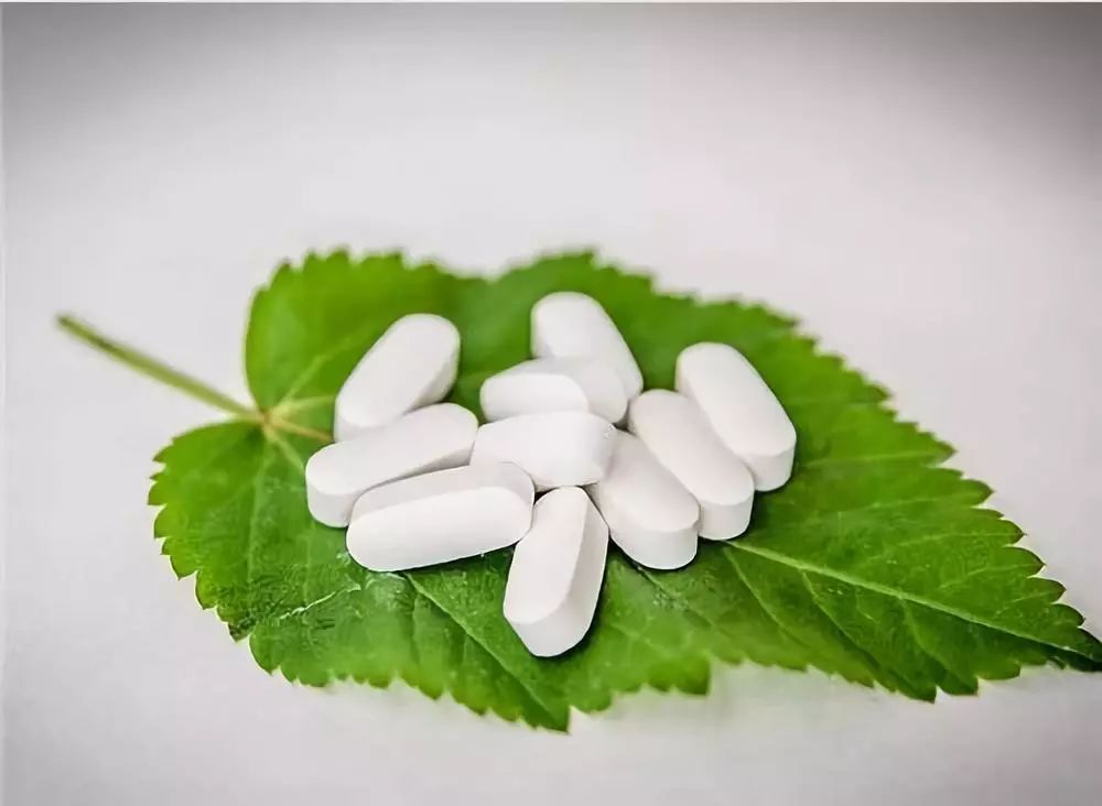 老年人每天补充200微克叶酸可以吗,老年人补充叶酸每片5mg每天服几片