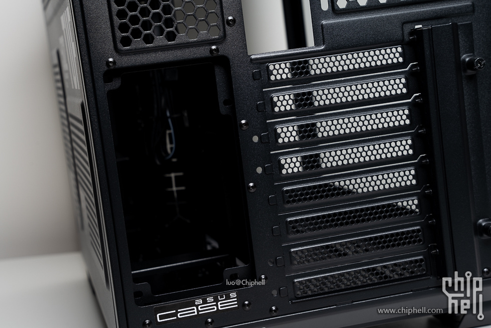 华硕tufgaminggt502弹药库白色,华硕gt502机箱黑橙搭配