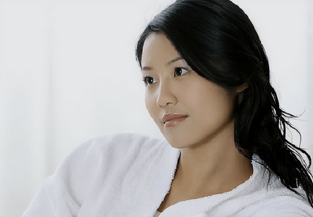 女生会有两个子宫的现象出现吗,两个子宫是先天性还是后天形成