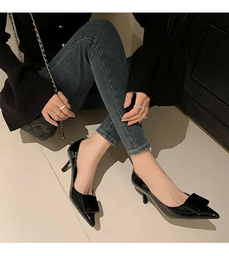 巴黎时装秀中国绿胶鞋,巴黎国际时装大赛