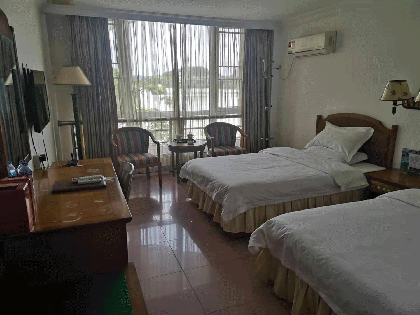 佛冈白云温泉山庄泡温泉两日游,广东清远佛冈白云温泉山庄