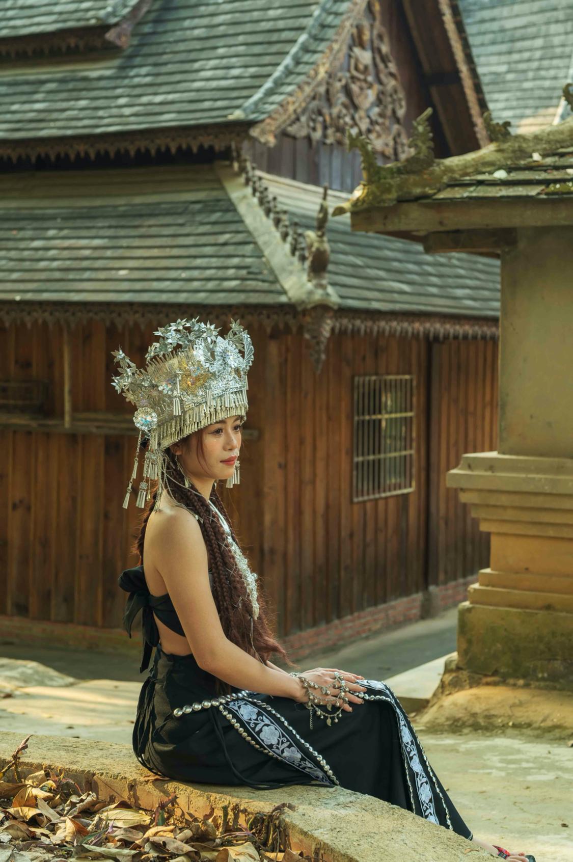 骂版纳是因为你没走出告庄玩版纳跟着小姐姐们走你才晓得味道