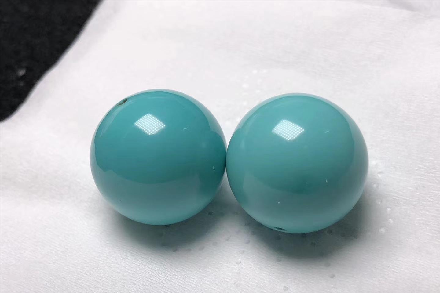 不知道去哪买就去京东买,最近很便宜的原矿绿松石