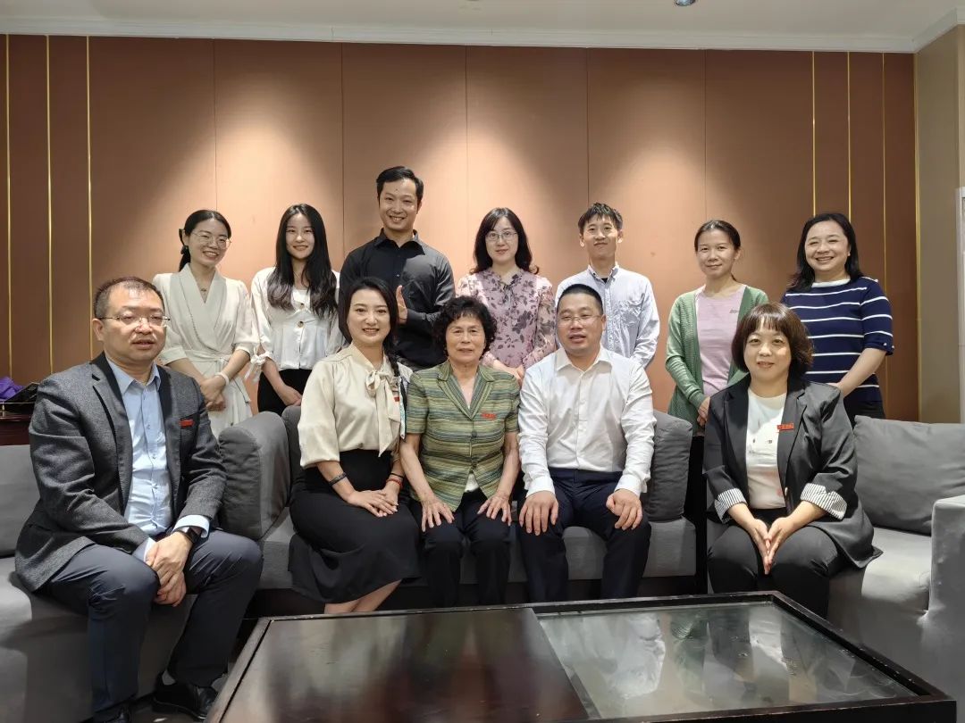 文华学院肖行定：学生心目中敬爱可亲的“肖妈妈”