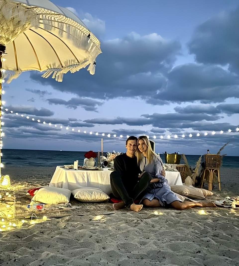 伊万卡和女儿海边,伊万卡和女儿在海边健身视频