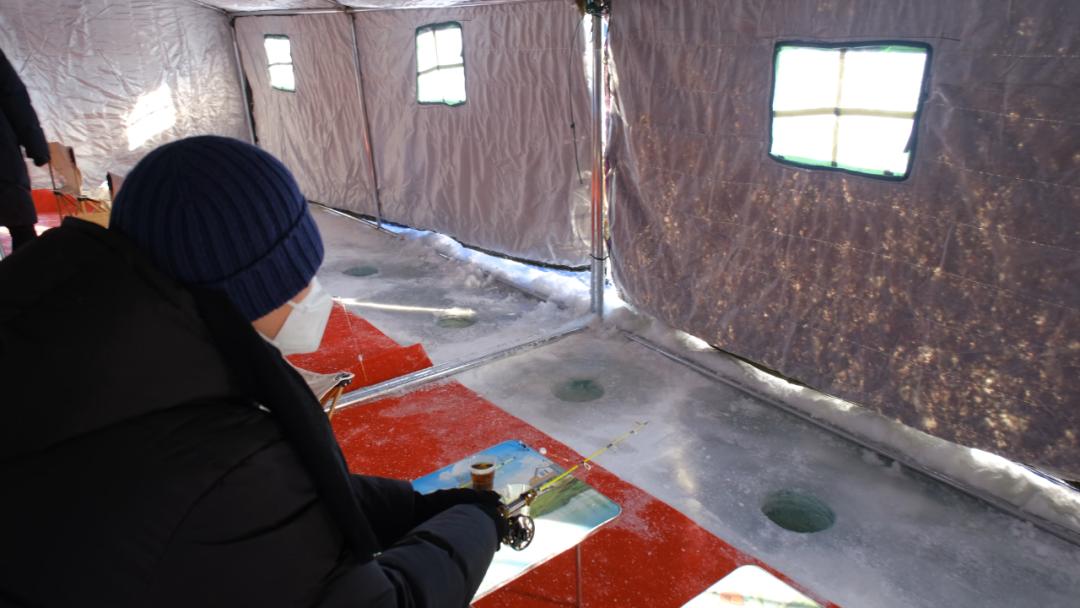 达斡尔打冰火球,呼伦贝尔达斡尔冰钓节