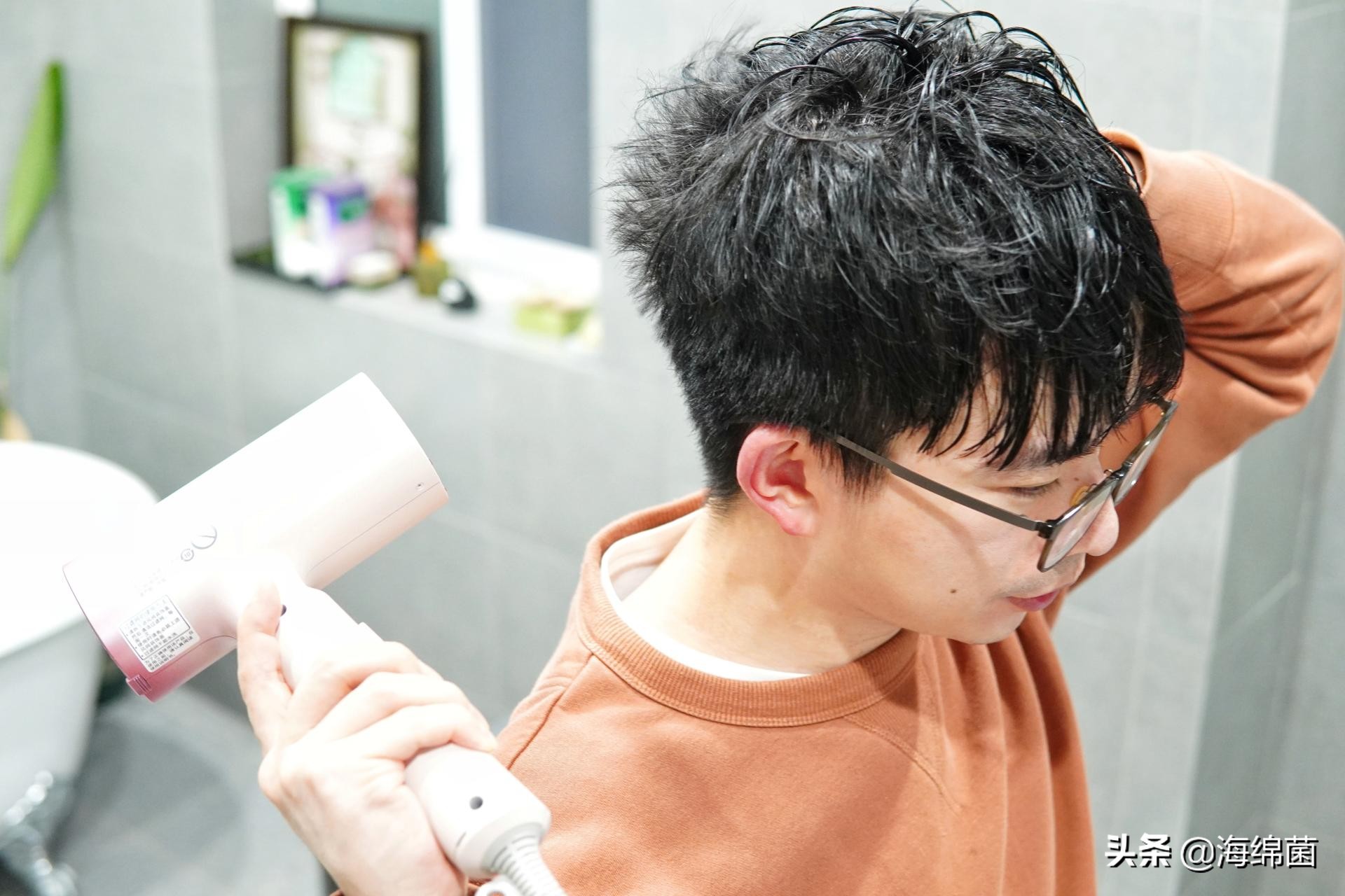 男士洗头控油蓬松,洗发吹干