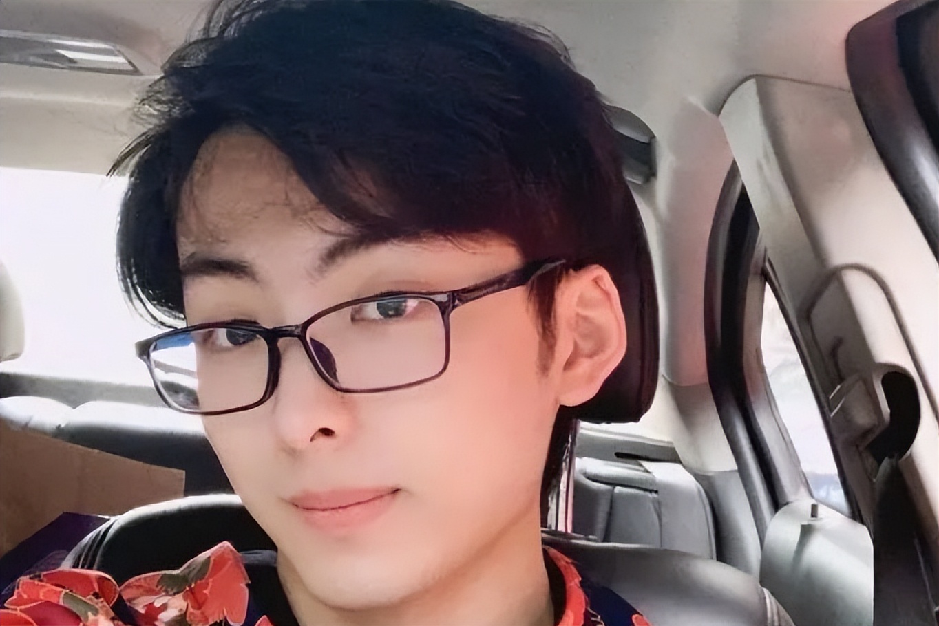 赖神巅峰赛撞车杰杰三次,赖神怒怼黑粉视频