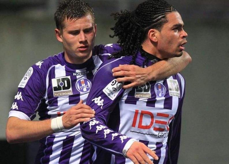 阿纳西VS图卢兹:法国杯淘汰赛激情上演,客队实力远超对手